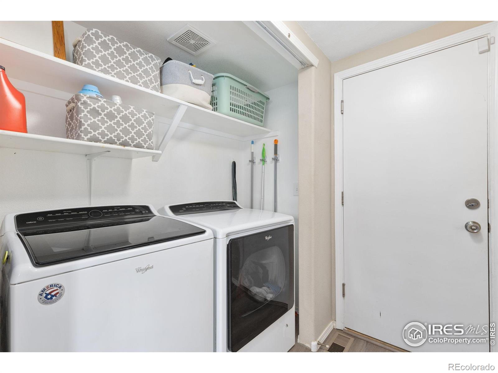MLS Image #8 for 2122  redhead drive,johnstown, Colorado