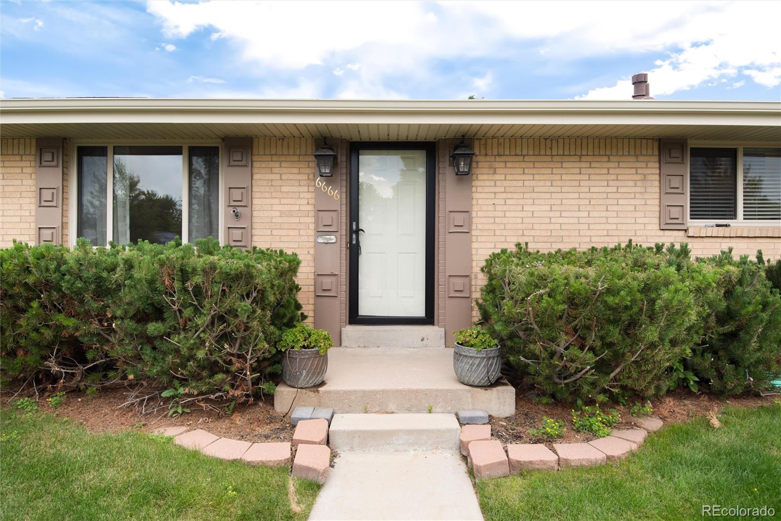MLS Image #10 for 6666 s pennsylvania street,centennial, Colorado