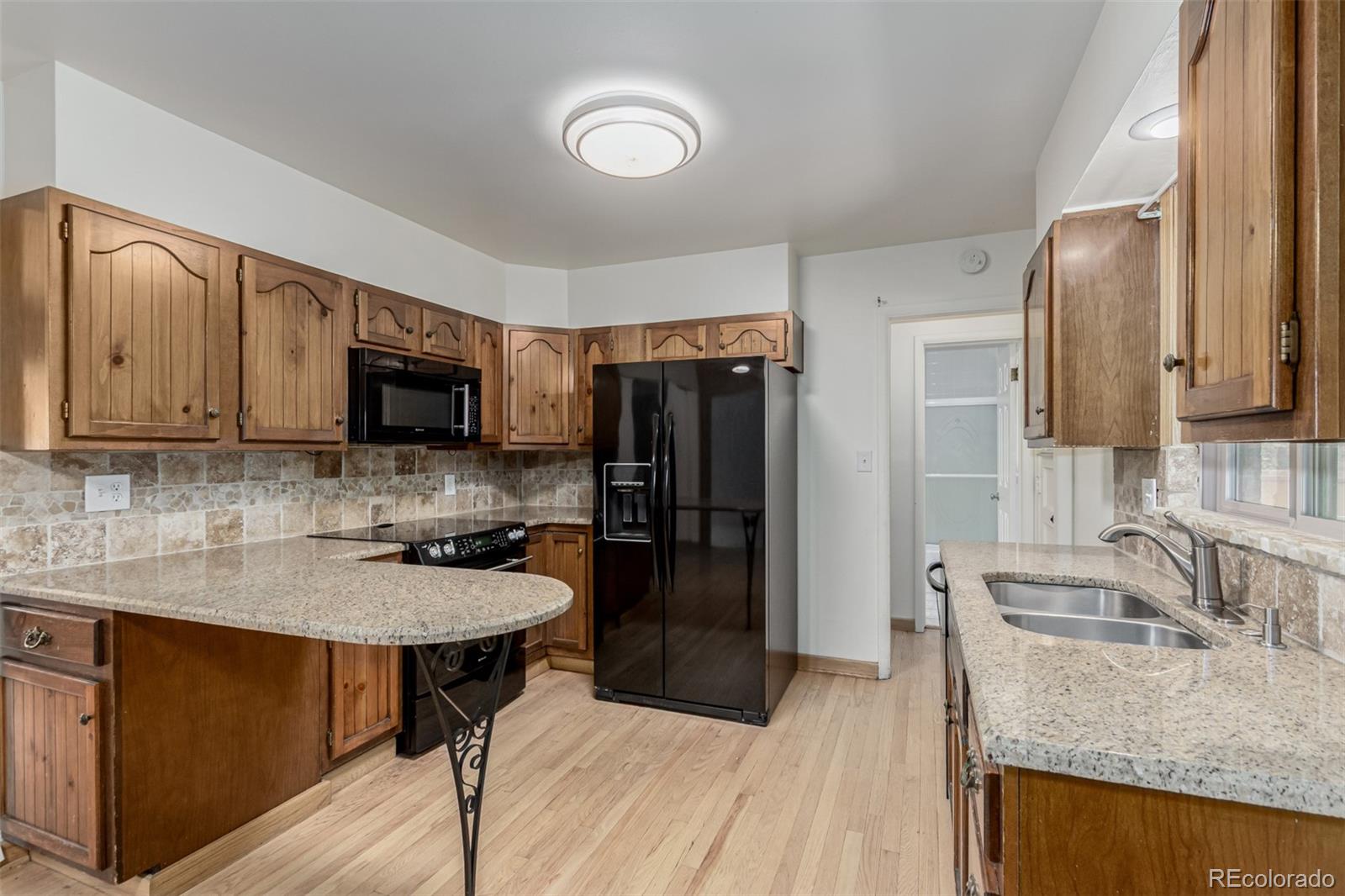 MLS Image #12 for 3334 w grand avenue,englewood, Colorado
