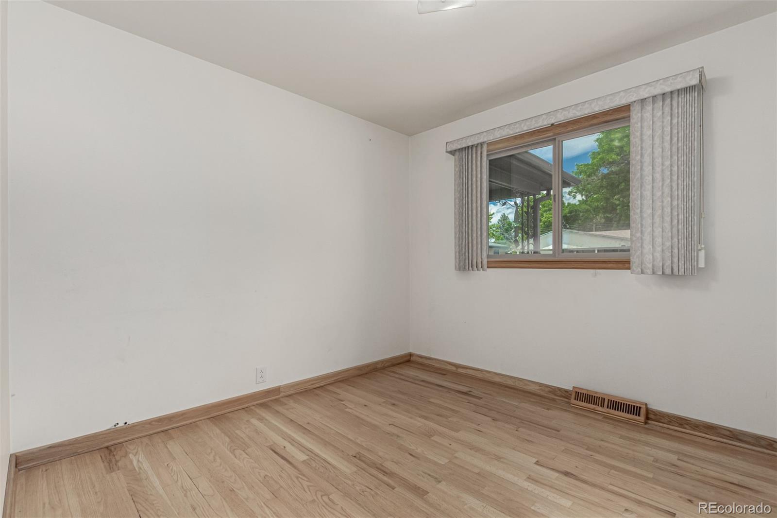 MLS Image #17 for 3334 w grand avenue,englewood, Colorado