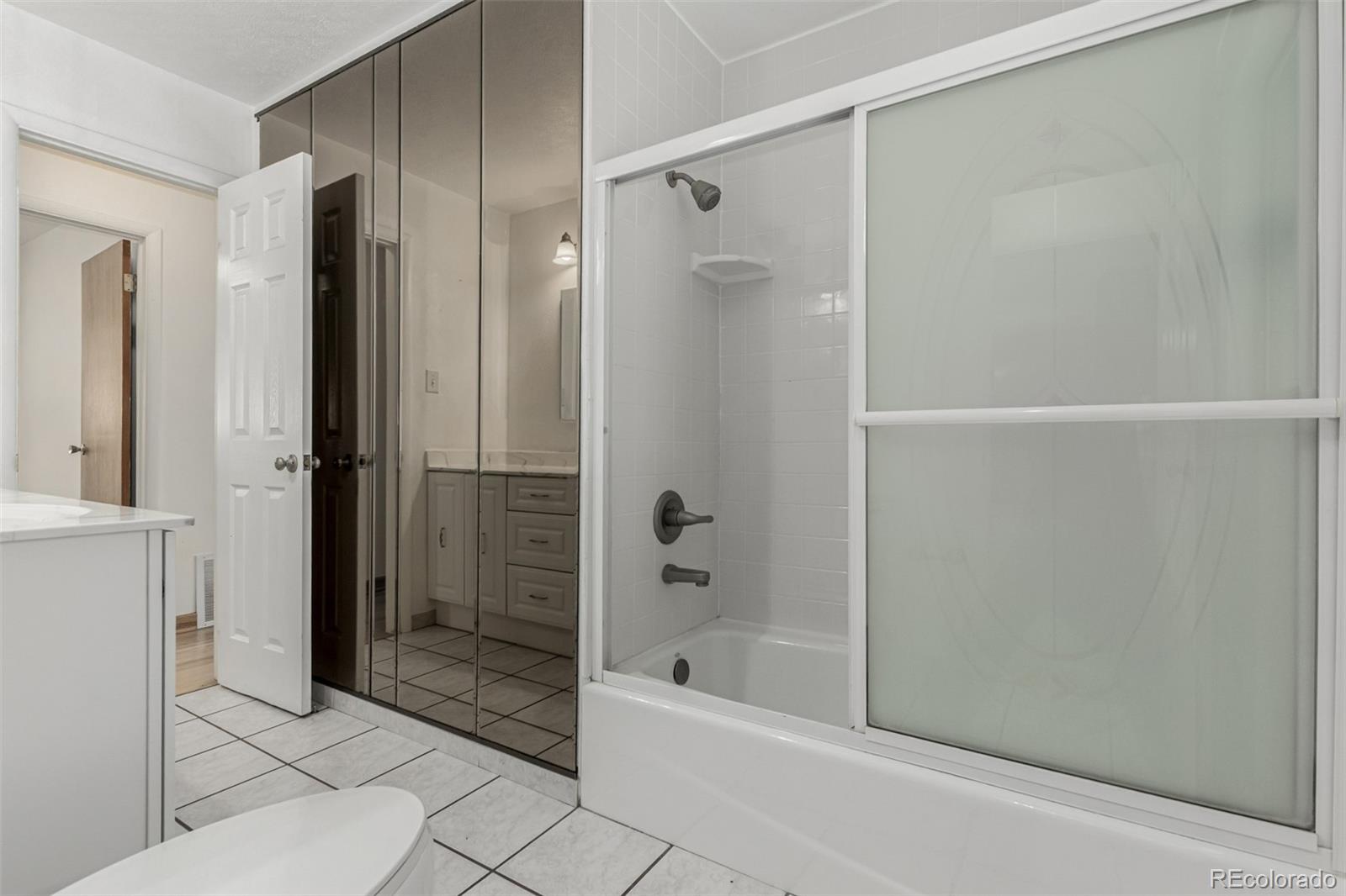 MLS Image #22 for 3334 w grand avenue,englewood, Colorado