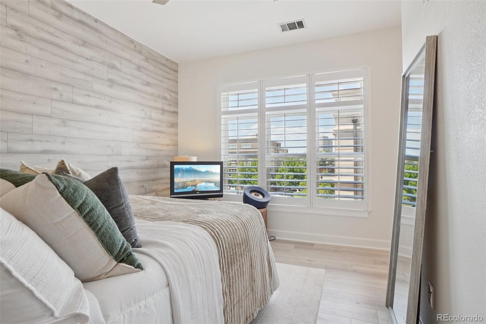MLS Image #2 for 5677 s park place,englewood, Colorado
