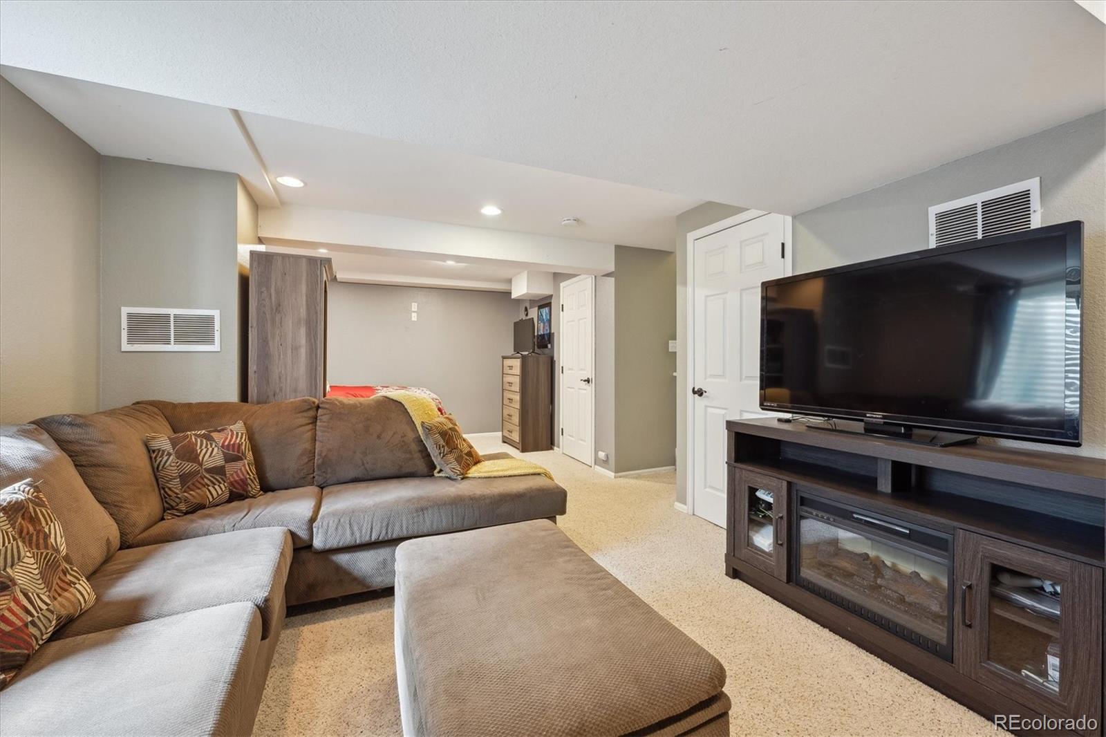 MLS Image #15 for 23634  broadmoor drive,parker, Colorado