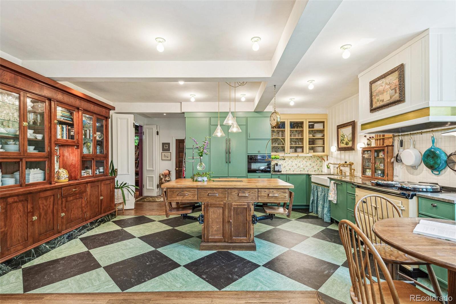 MLS Image #10 for 2324 s columbine street,denver, Colorado