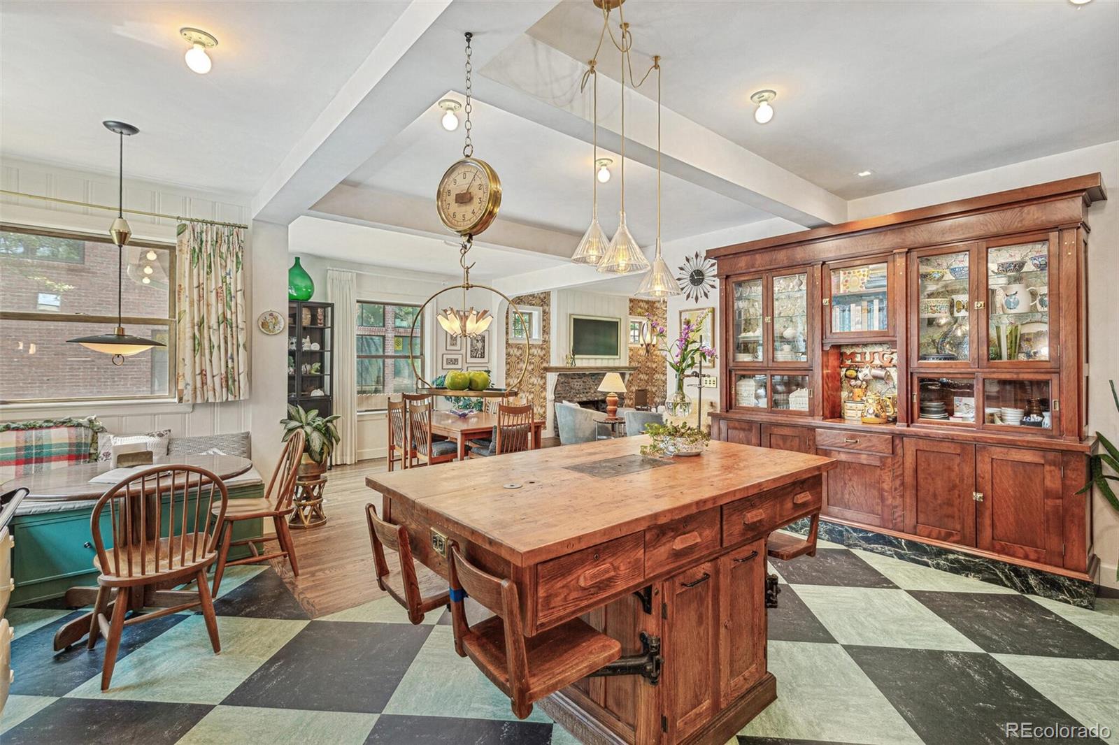 MLS Image #12 for 2324 s columbine street,denver, Colorado