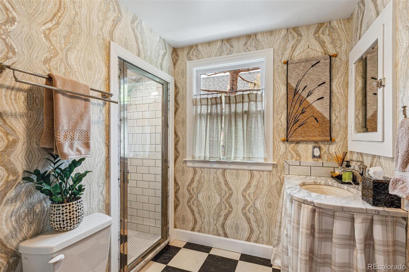 MLS Image #30 for 2324 s columbine street,denver, Colorado