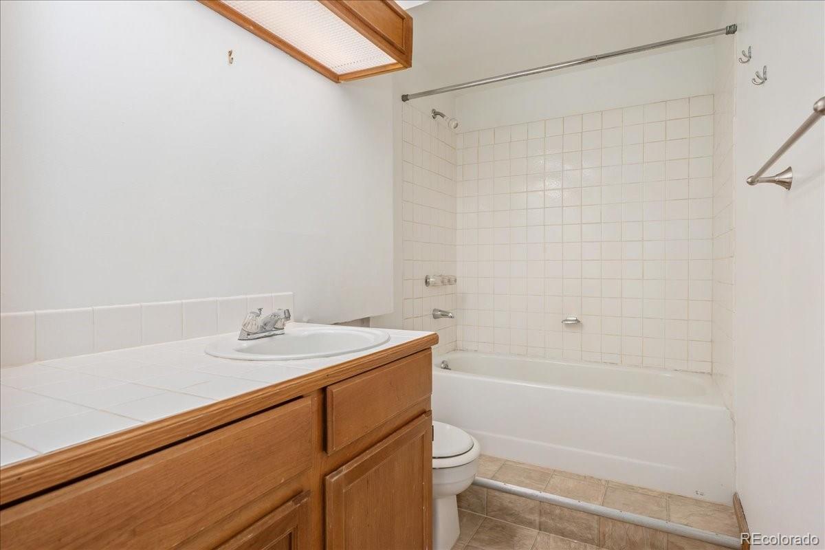 MLS Image #27 for 6414 s hudson street,centennial, Colorado