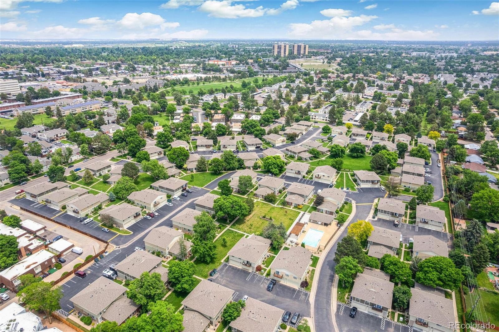 MLS Image #35 for 1250 s monaco parkway,denver, Colorado