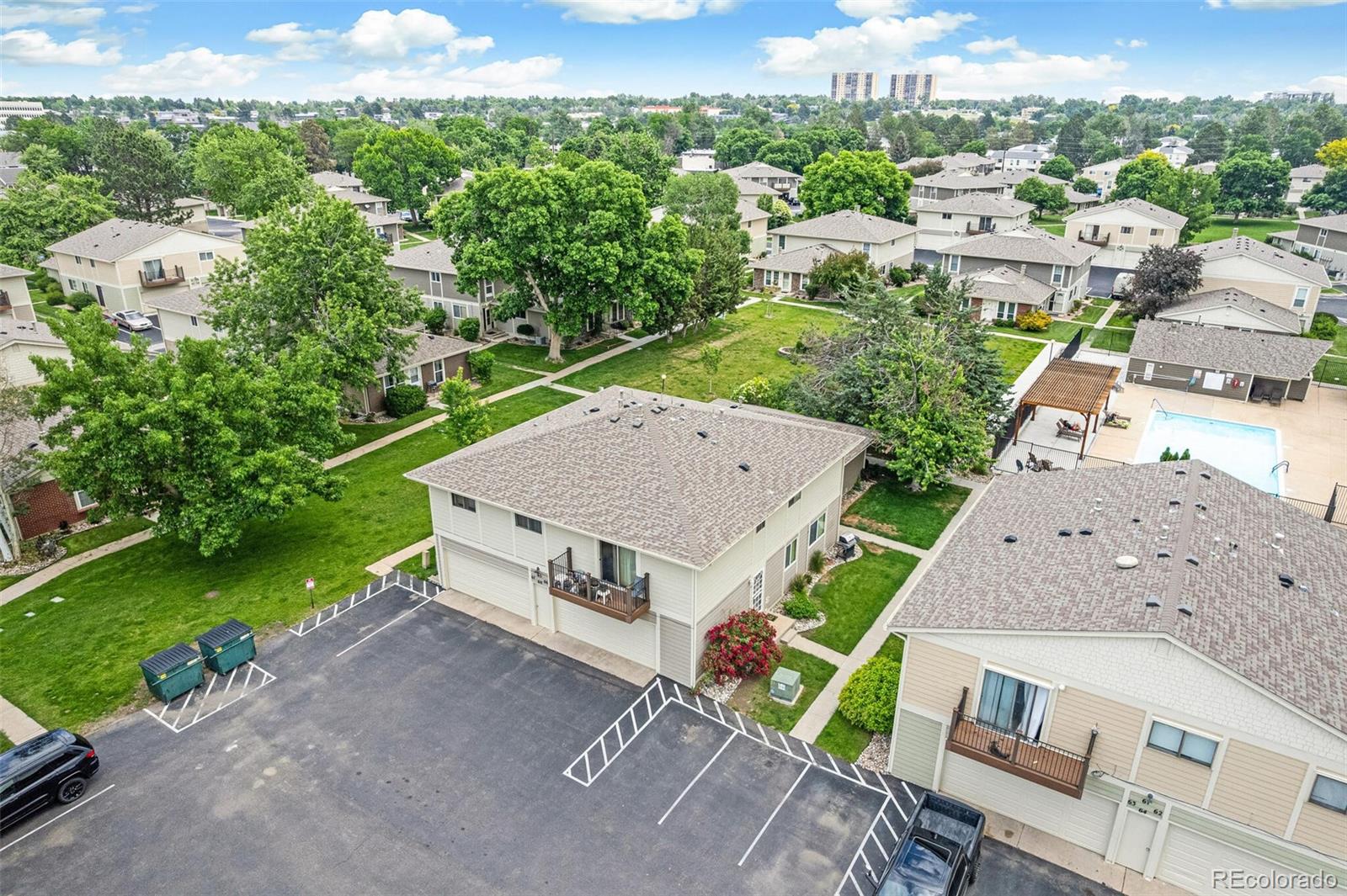 MLS Image #36 for 1250 s monaco parkway,denver, Colorado