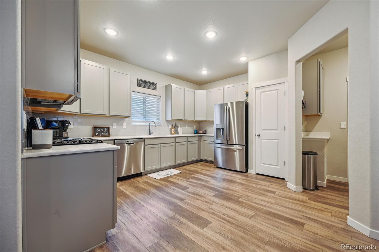 MLS Image #11 for 7700  frigid air point,colorado springs, Colorado
