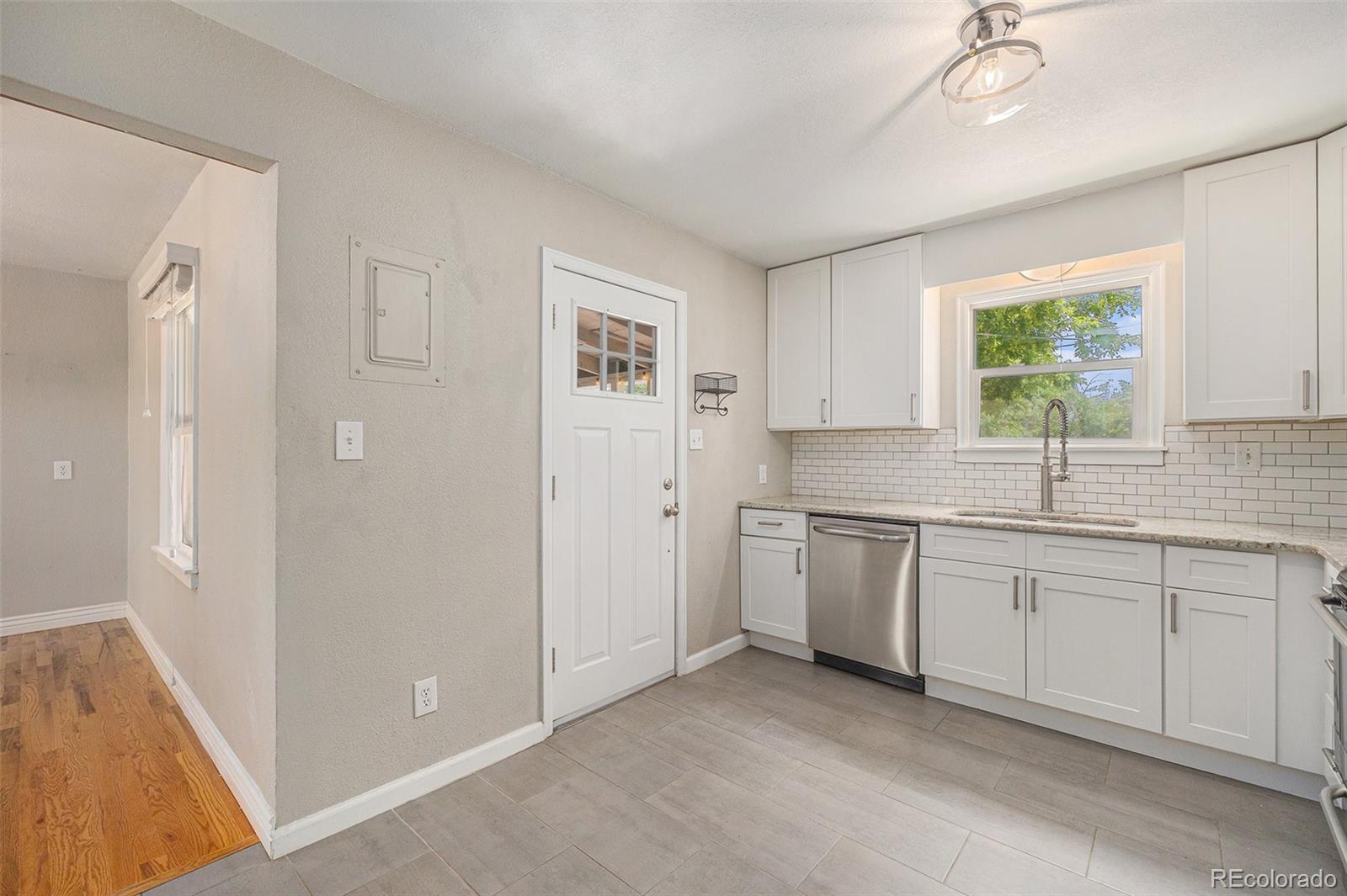 MLS Image #10 for 1920  elmira street,aurora, Colorado