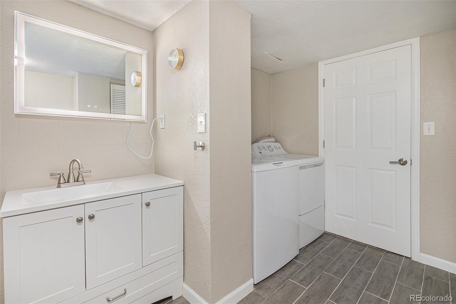MLS Image #14 for 1920  elmira street,aurora, Colorado