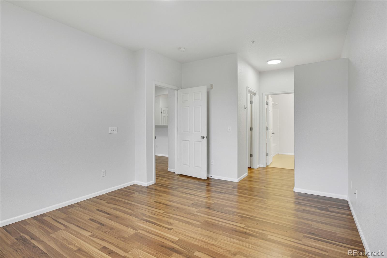 MLS Image #16 for 5255  memphis street,denver, Colorado