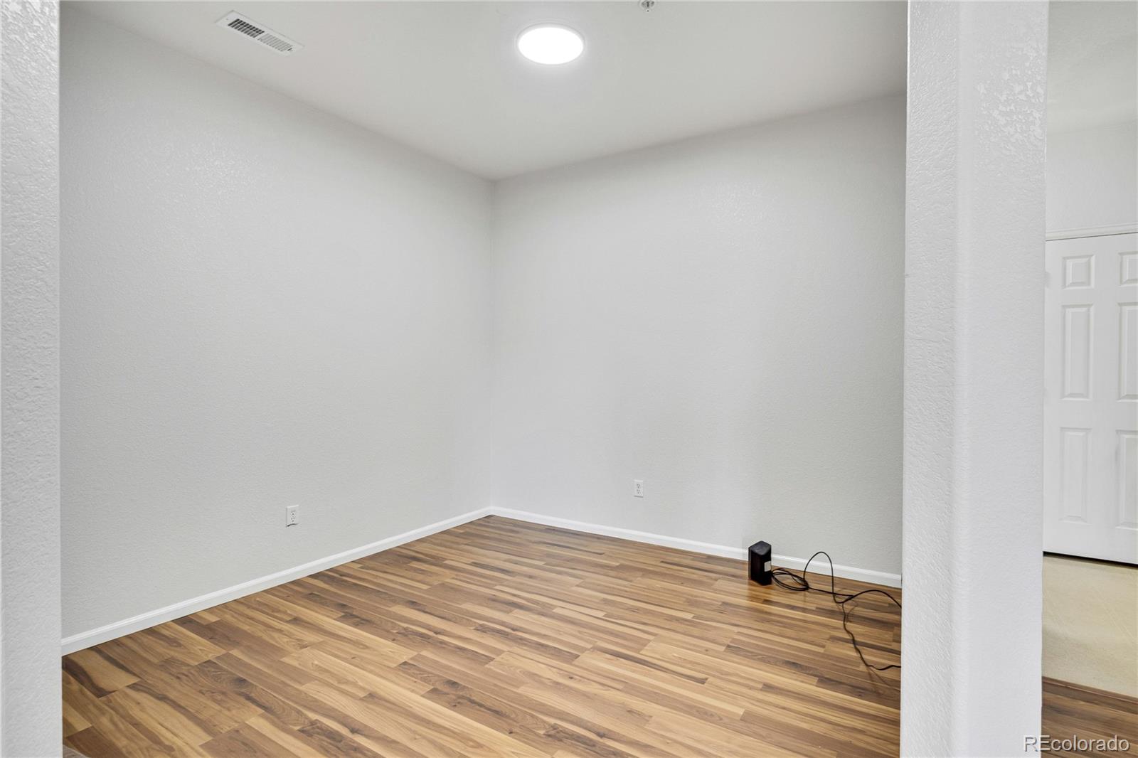 MLS Image #7 for 5255  memphis street,denver, Colorado
