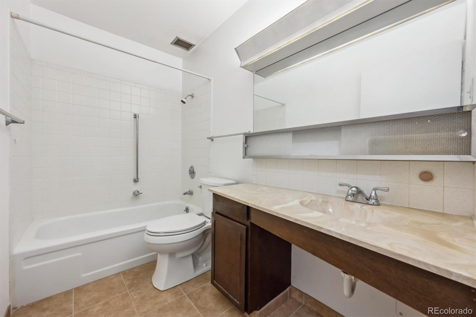 MLS Image #10 for 725 s alton way 7d,denver, Colorado