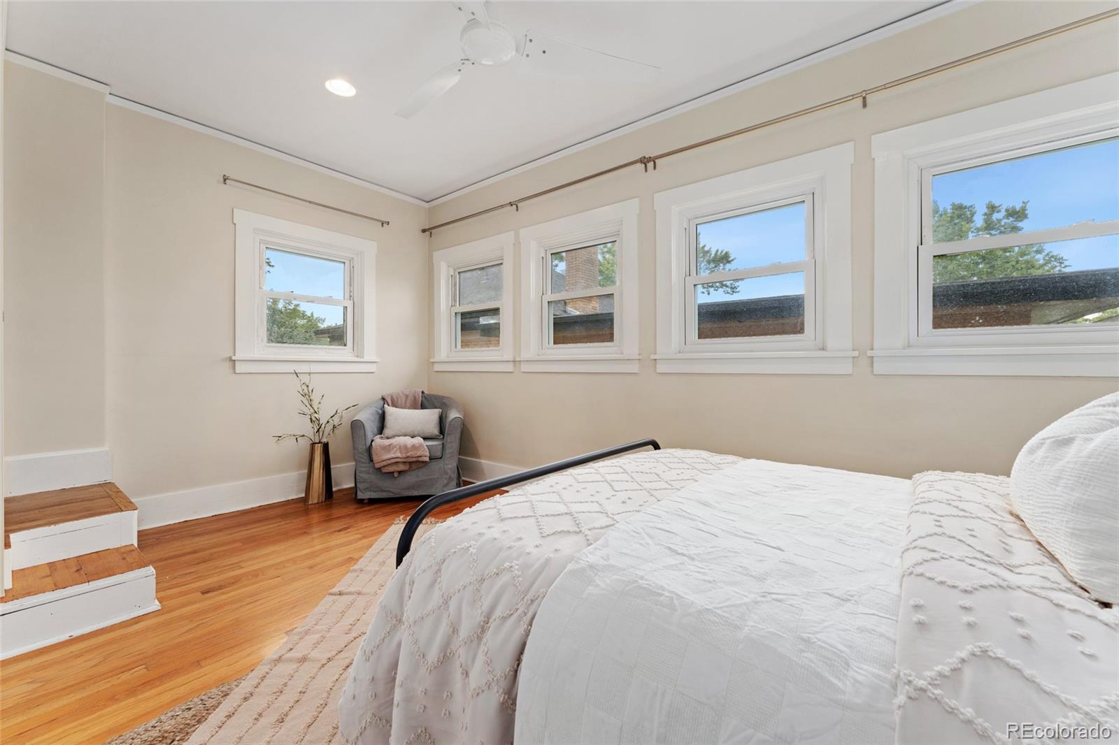 MLS Image #16 for 187 s pearl street,denver, Colorado