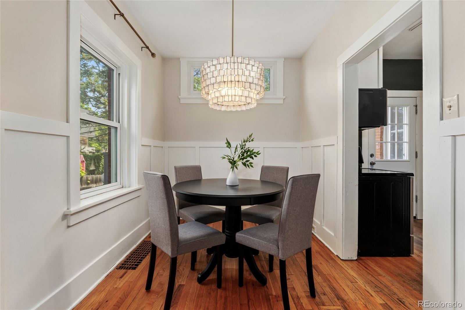MLS Image #5 for 187 s pearl street,denver, Colorado