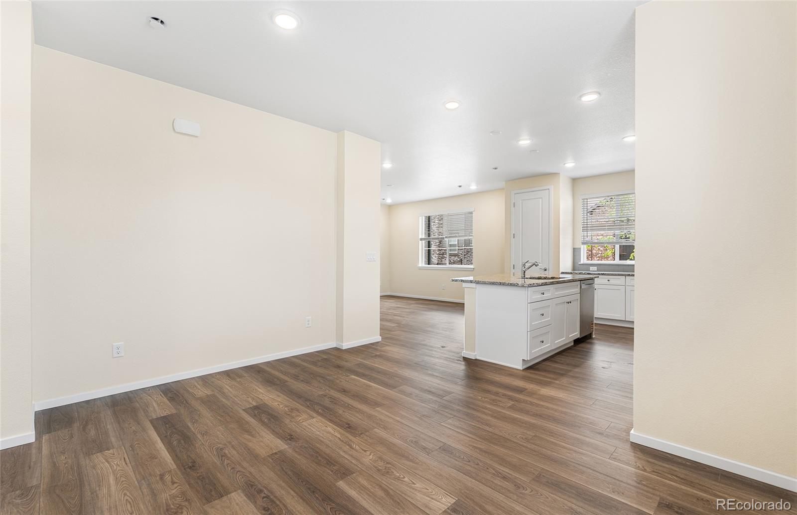 MLS Image #10 for 23981 e 40th avenue,aurora, Colorado