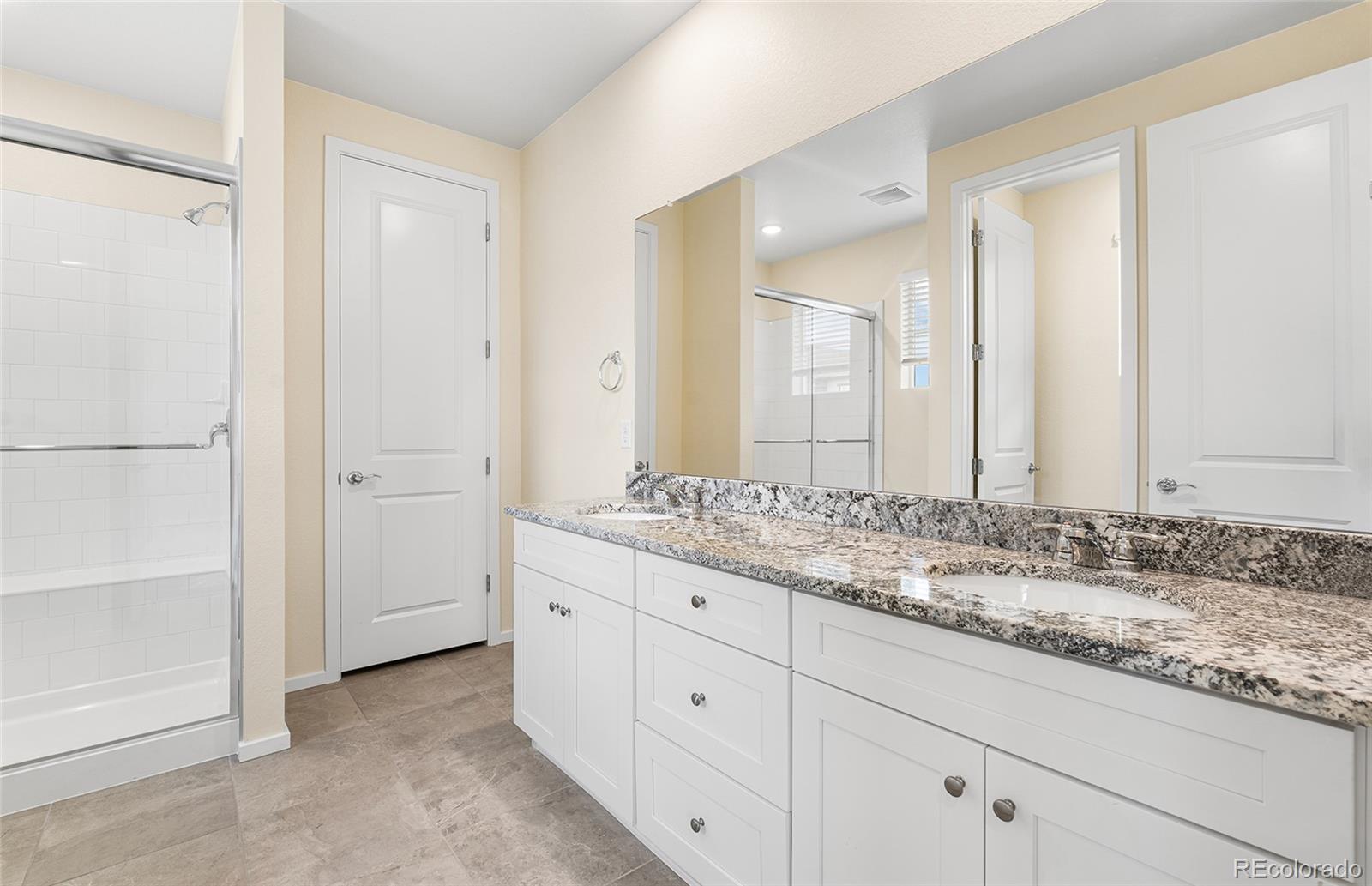 MLS Image #12 for 23981 e 40th avenue,aurora, Colorado