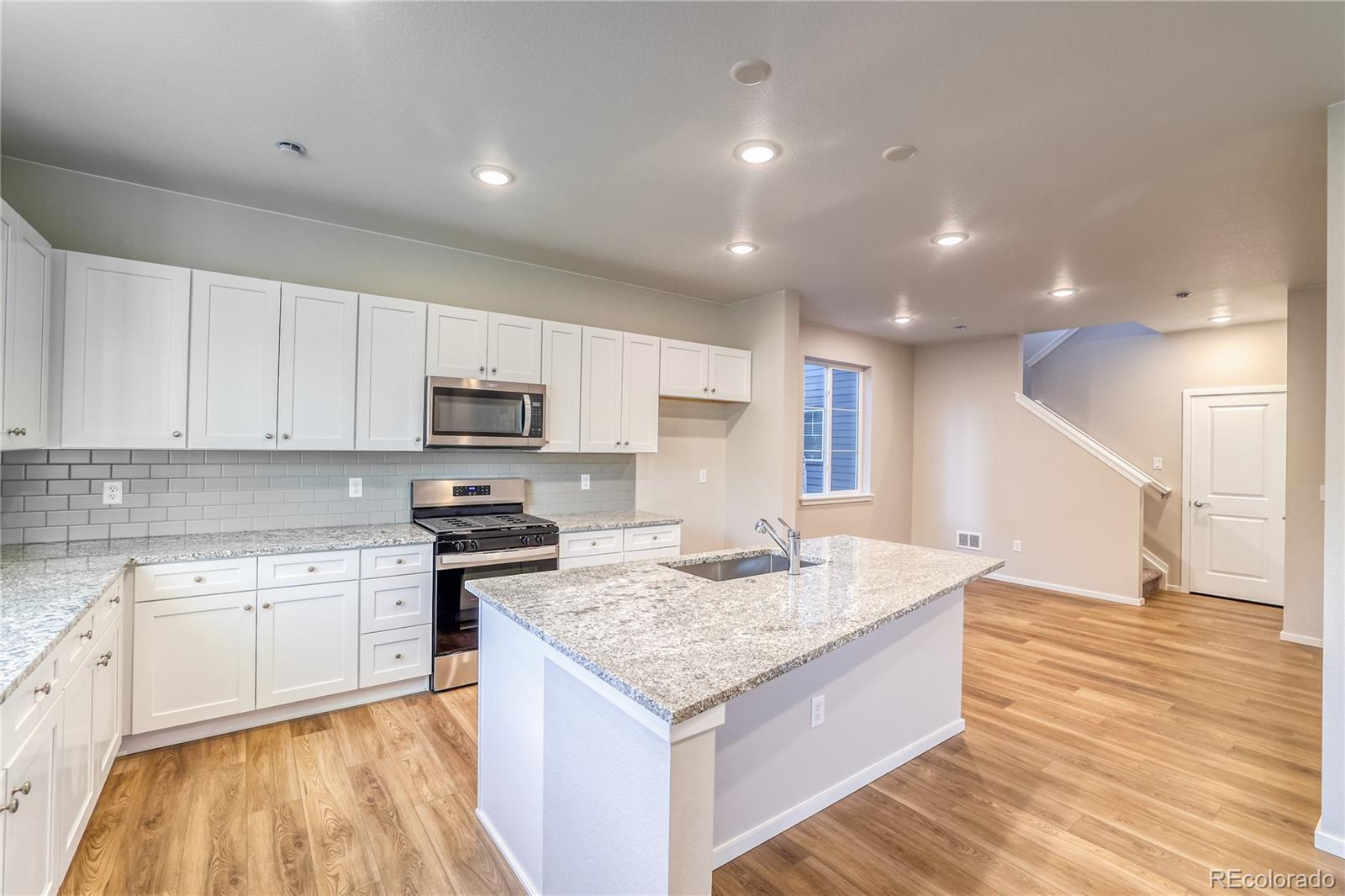 MLS Image #2 for 23981 e 40th avenue,aurora, Colorado
