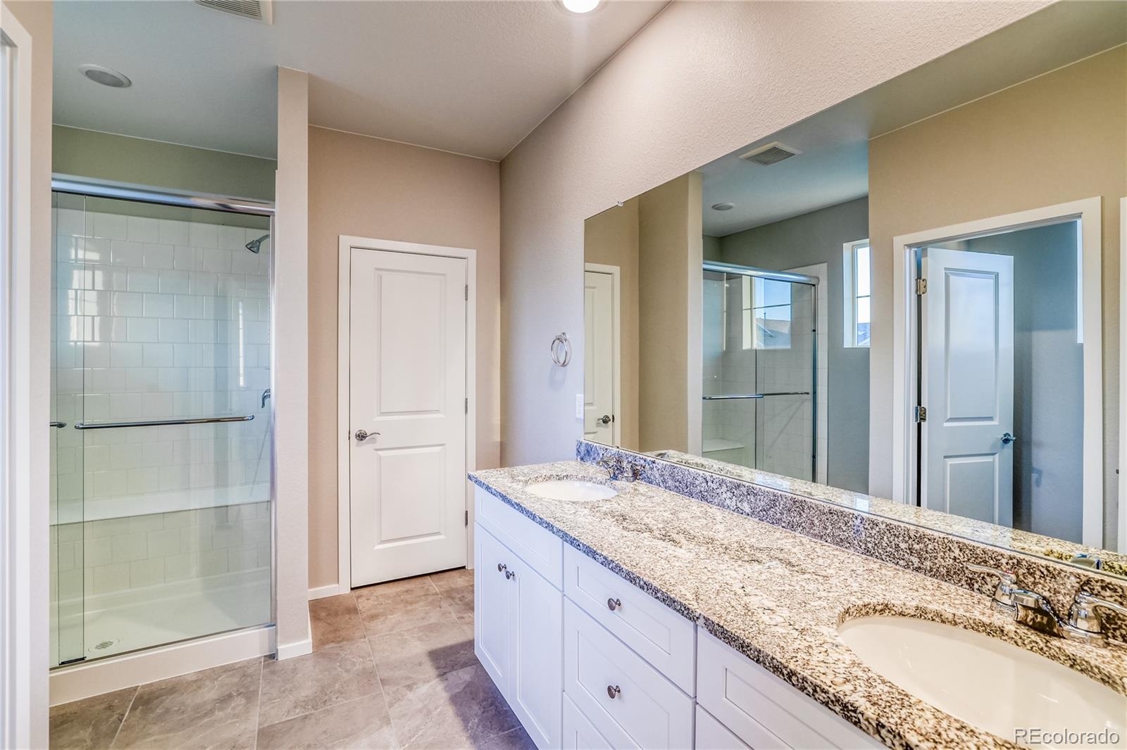 MLS Image #6 for 23981 e 40th avenue,aurora, Colorado
