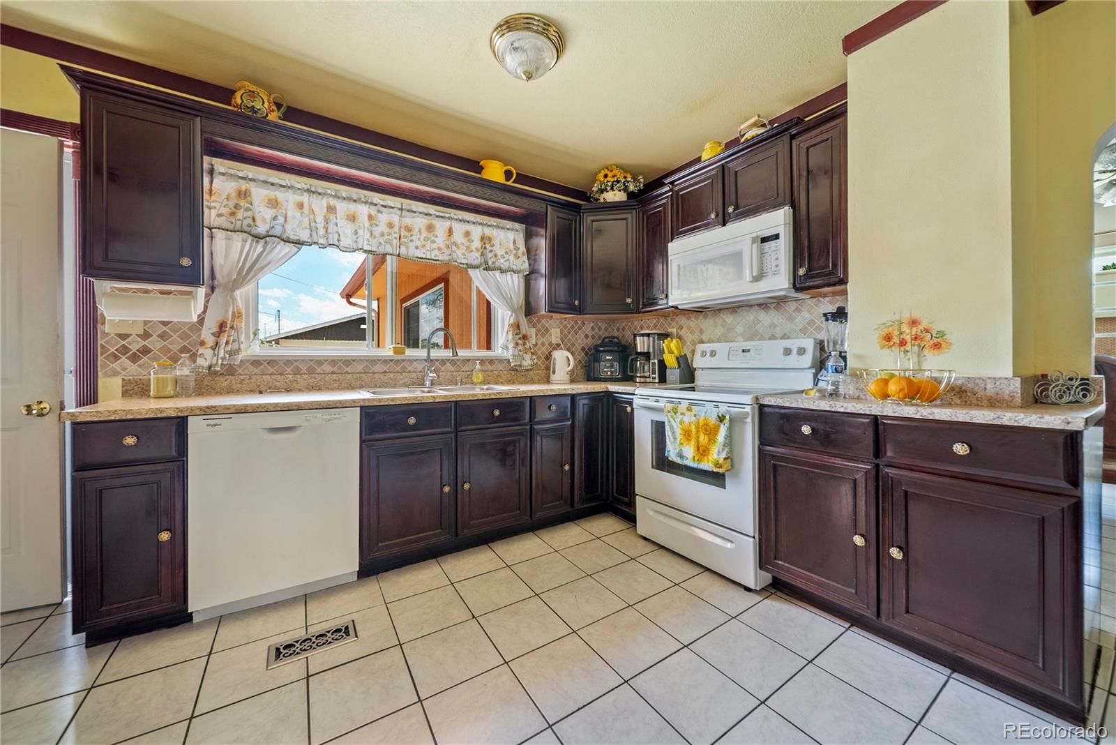 MLS Image #13 for 616  west street,fort morgan, Colorado