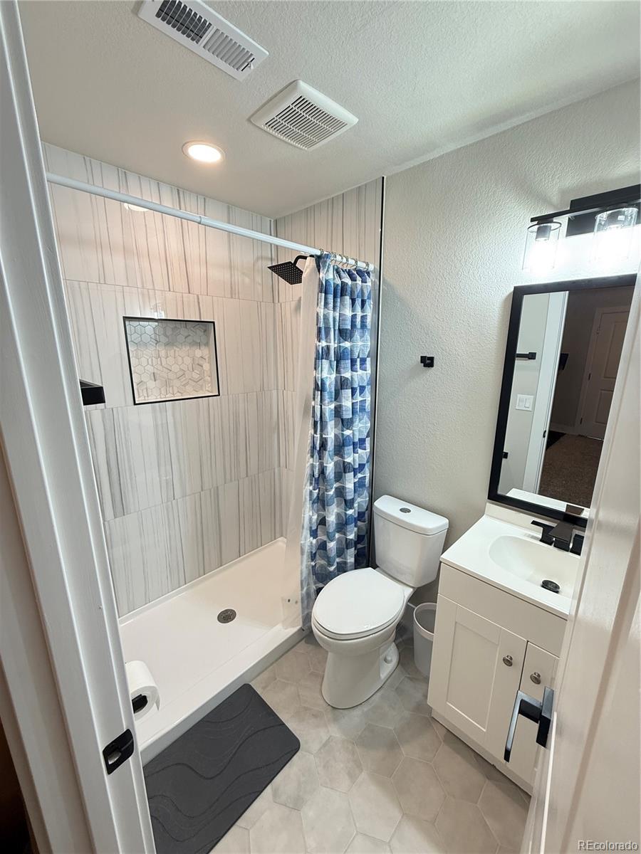 MLS Image #16 for 1694  xanthia street,denver, Colorado