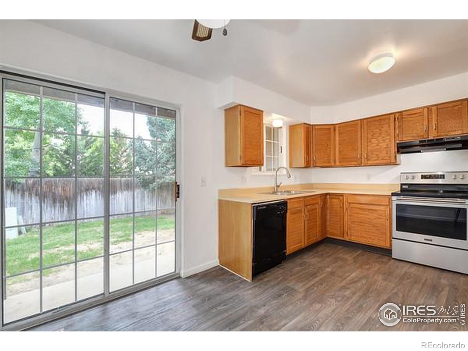 MLS Image #9 for 118  pheasant run,louisville, Colorado
