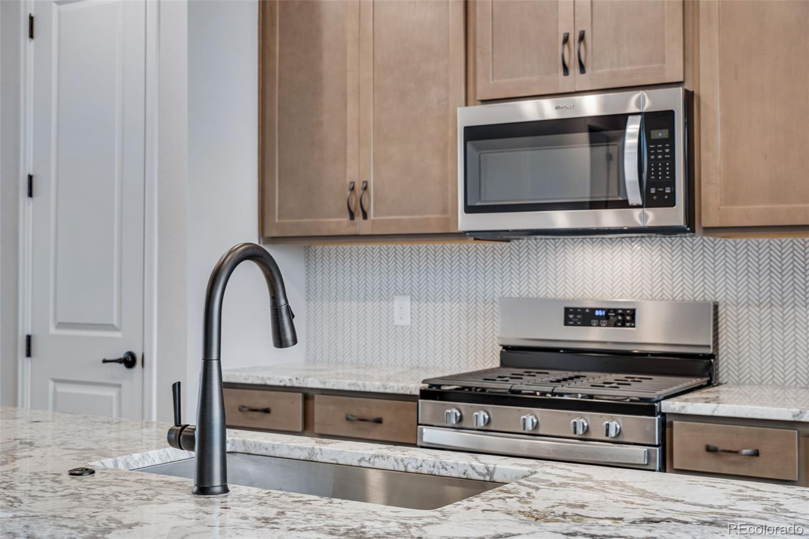 MLS Image #20 for 16774 w 93rd place,arvada, Colorado