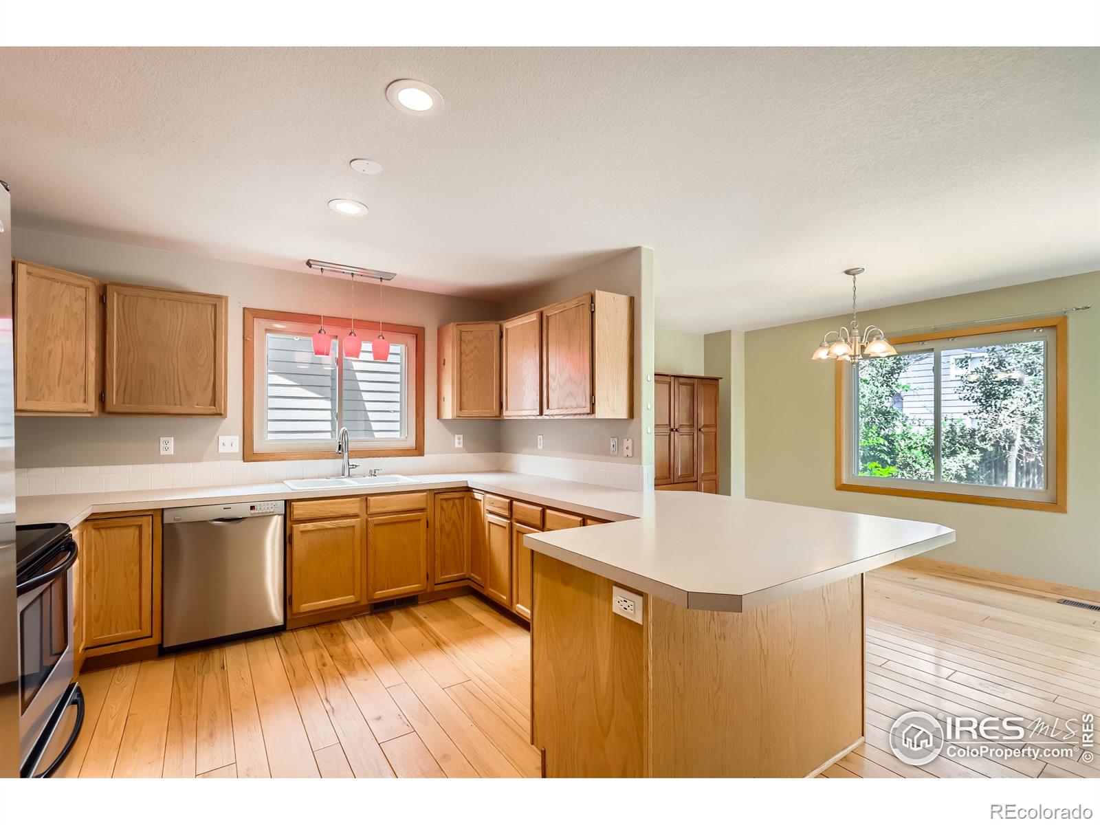 MLS Image #10 for 379 e 41st court,loveland, Colorado