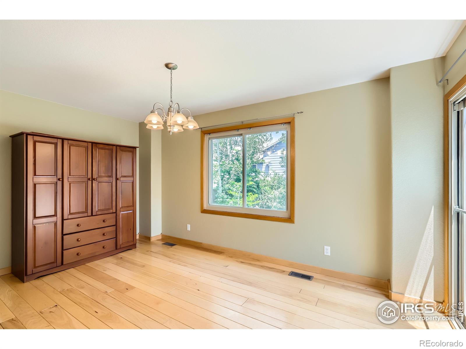 MLS Image #11 for 379 e 41st court,loveland, Colorado
