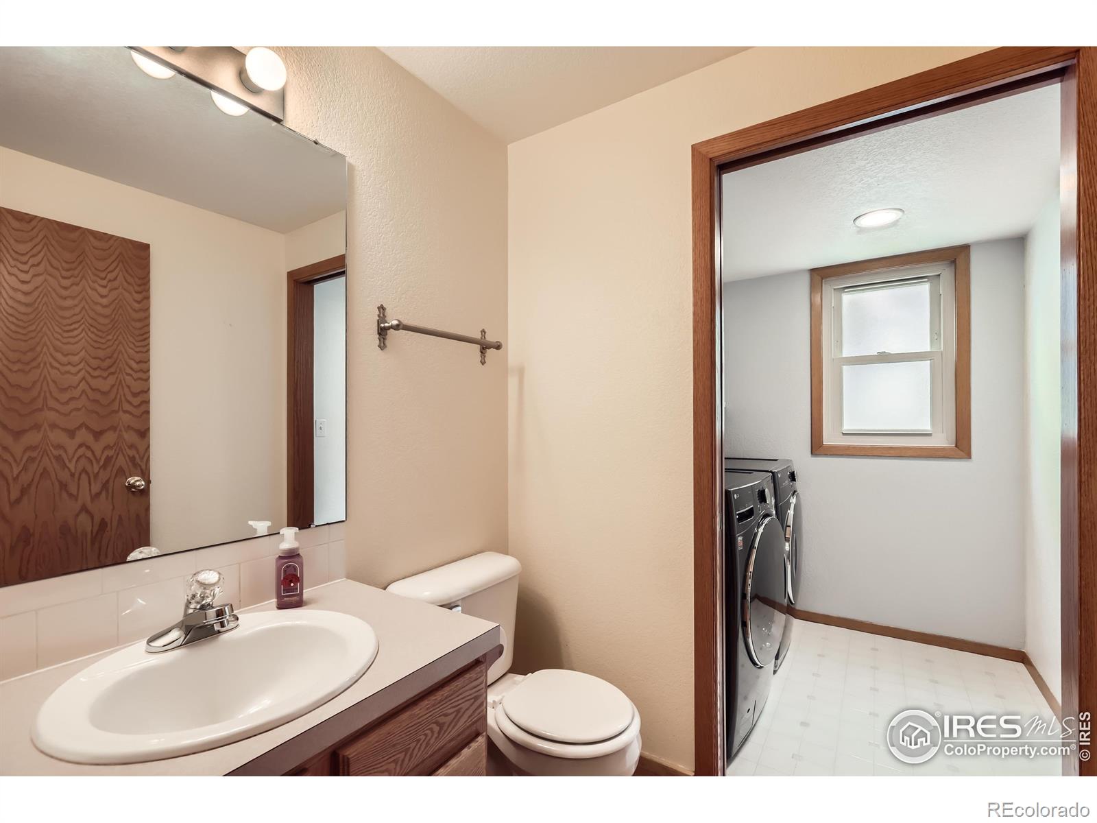 MLS Image #13 for 379 e 41st court,loveland, Colorado