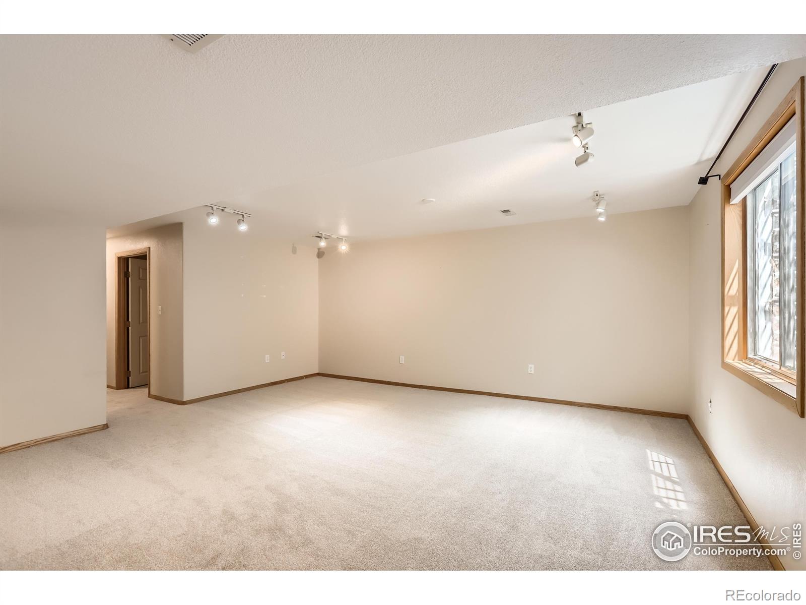 MLS Image #22 for 379 e 41st court,loveland, Colorado