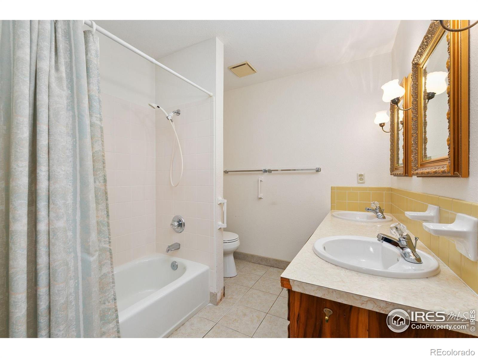 MLS Image #17 for 5220  apple drive,fort collins, Colorado