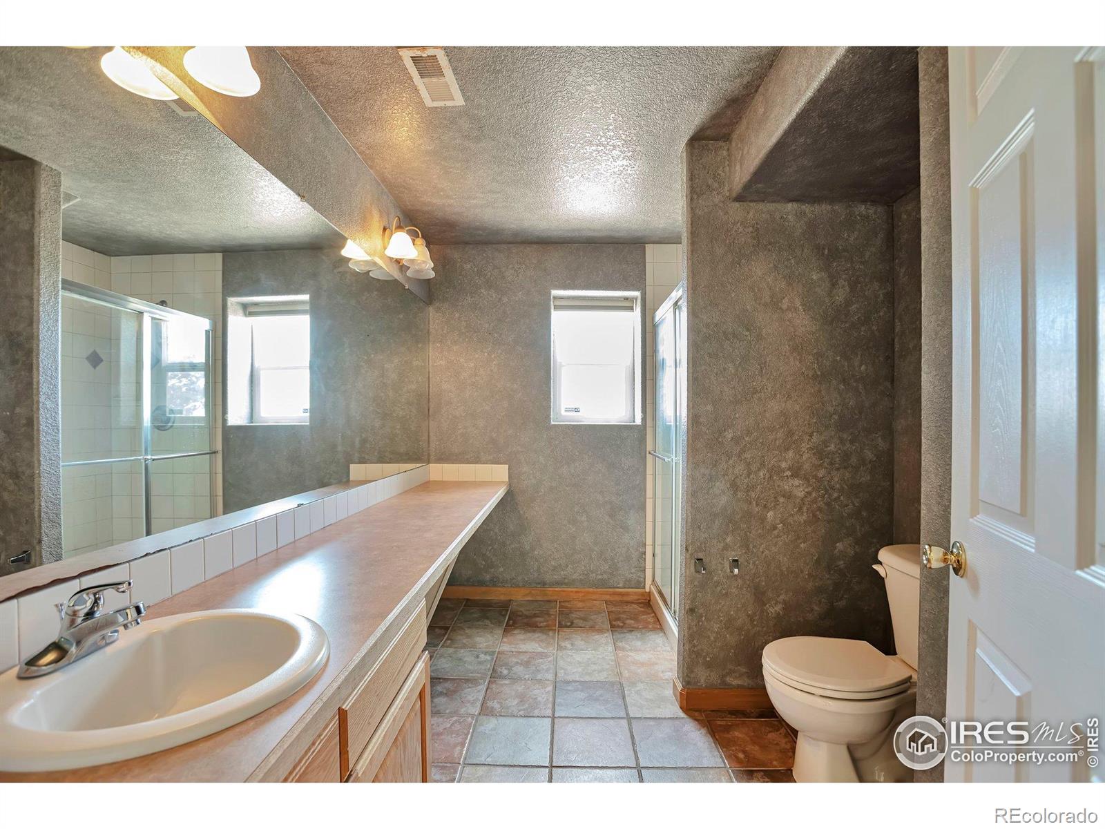 MLS Image #18 for 14825  almstead street,hudson, Colorado