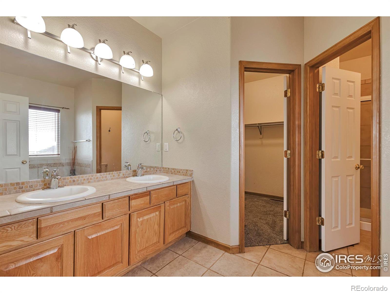 MLS Image #7 for 14825  almstead street,hudson, Colorado