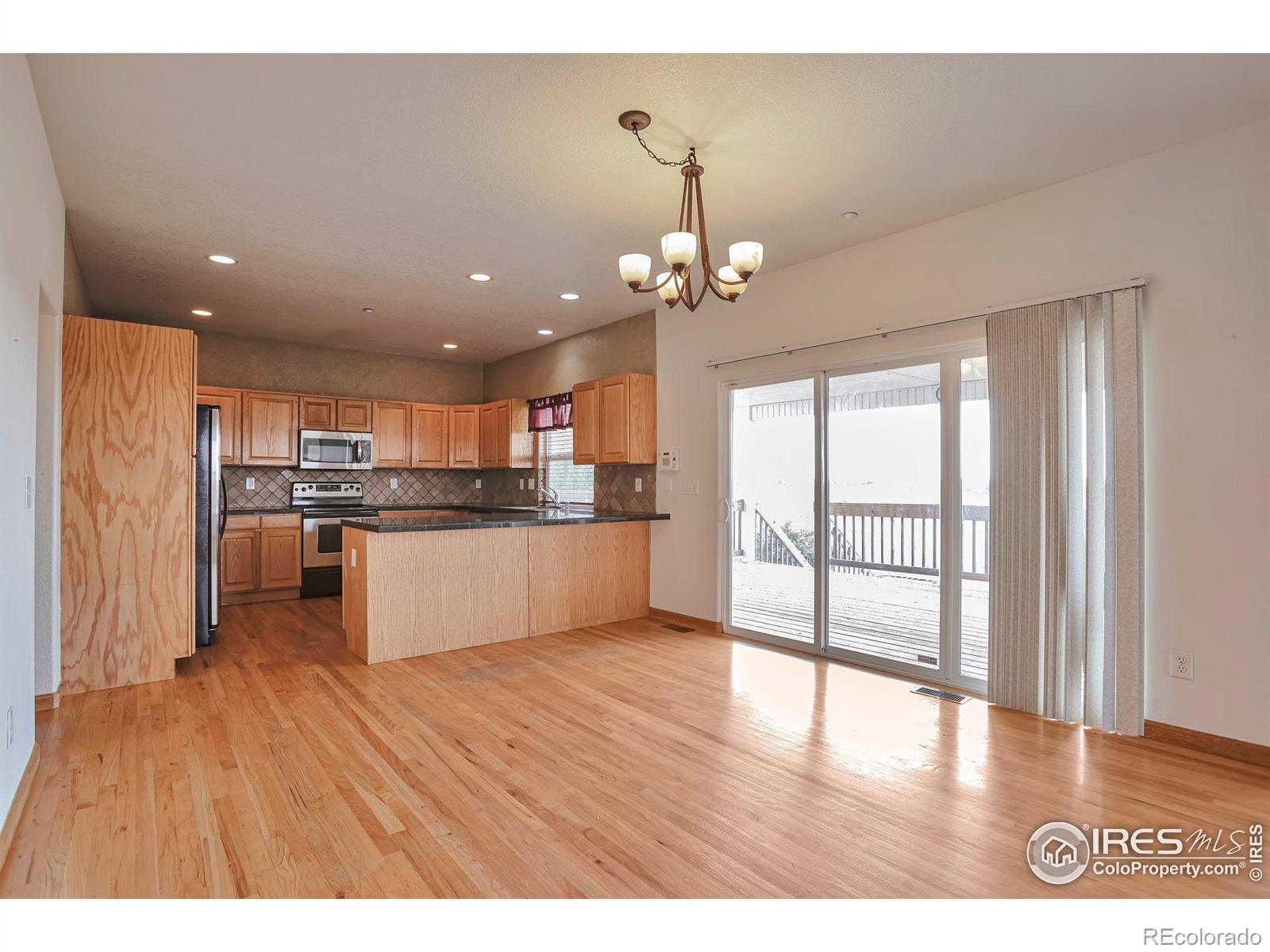 MLS Image #9 for 14825  almstead street,hudson, Colorado