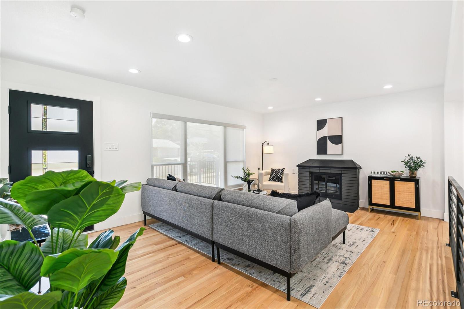 MLS Image #16 for 3519 s holly street,denver, Colorado