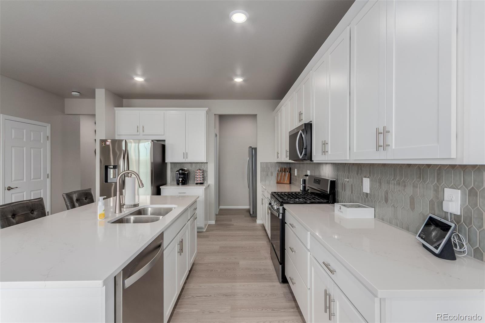 MLS Image #10 for 23998 e atlantic place,aurora, Colorado