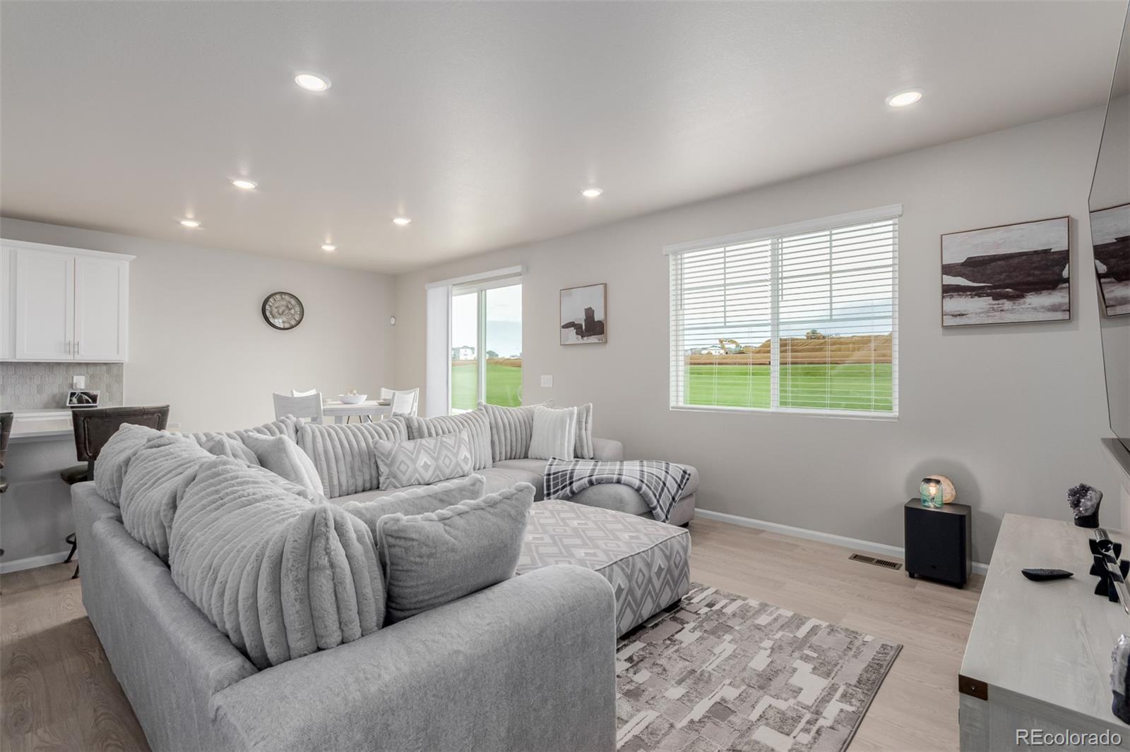 MLS Image #6 for 23998 e atlantic place,aurora, Colorado