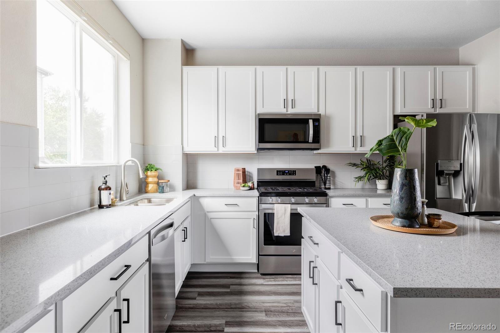 MLS Image #6 for 9490 w 14th avenue,lakewood, Colorado