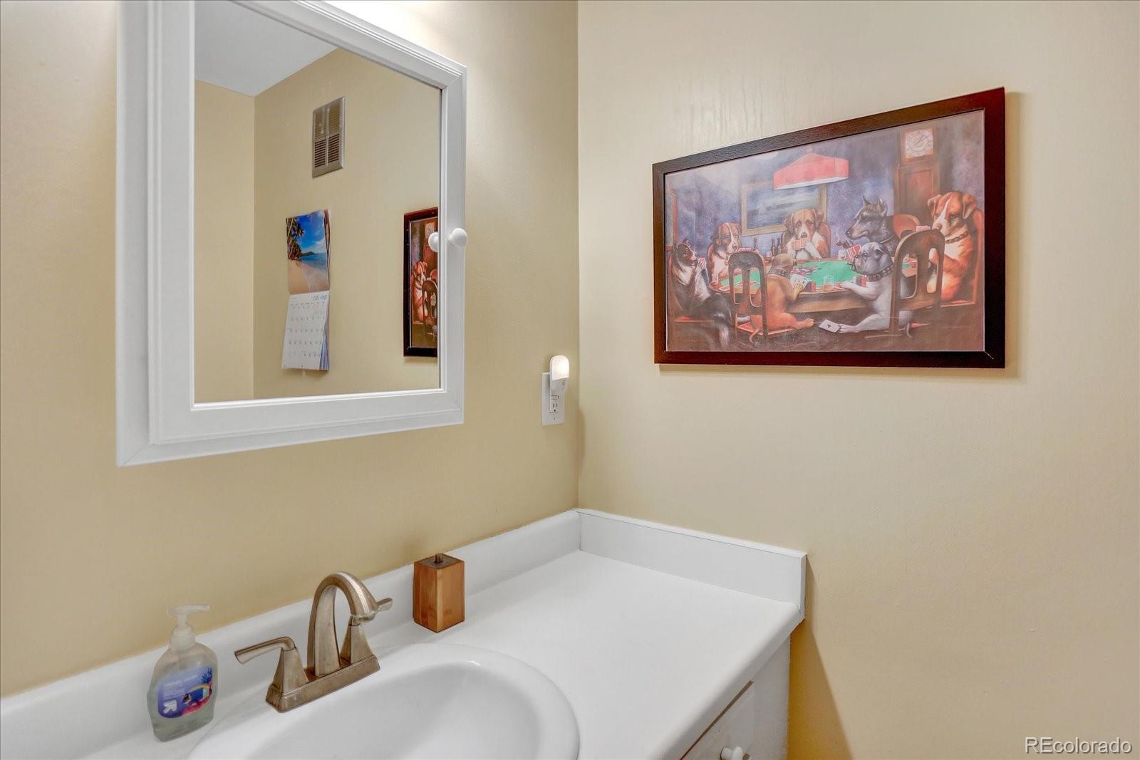 MLS Image #11 for 7040 e girard avenue,denver, Colorado
