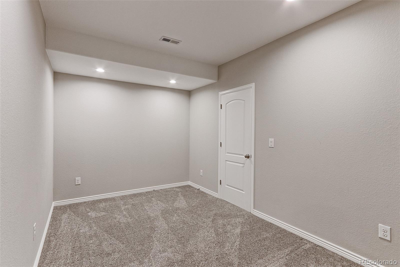 MLS Image #29 for 2474  ravenswood court,longmont, Colorado
