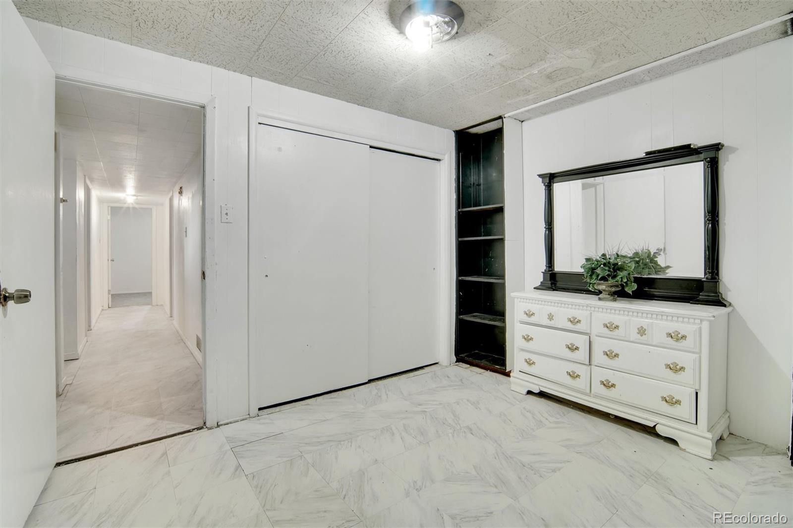 MLS Image #28 for 7101  alan drive,denver, Colorado
