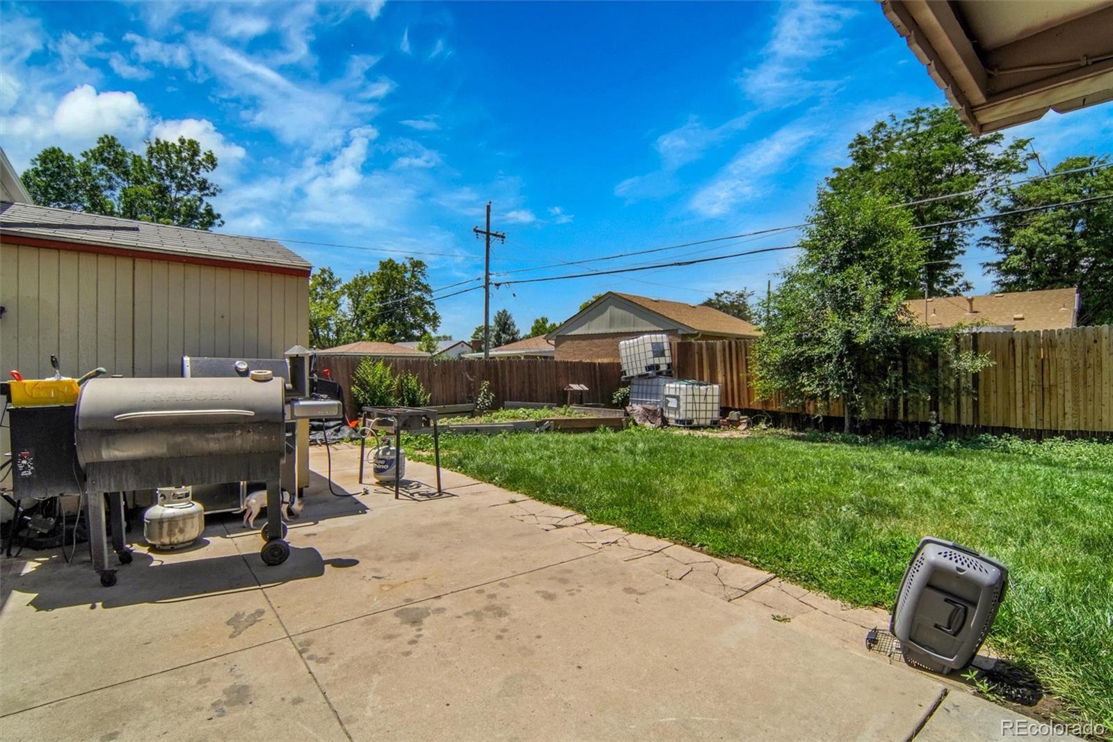 MLS Image #31 for 7101  alan drive,denver, Colorado