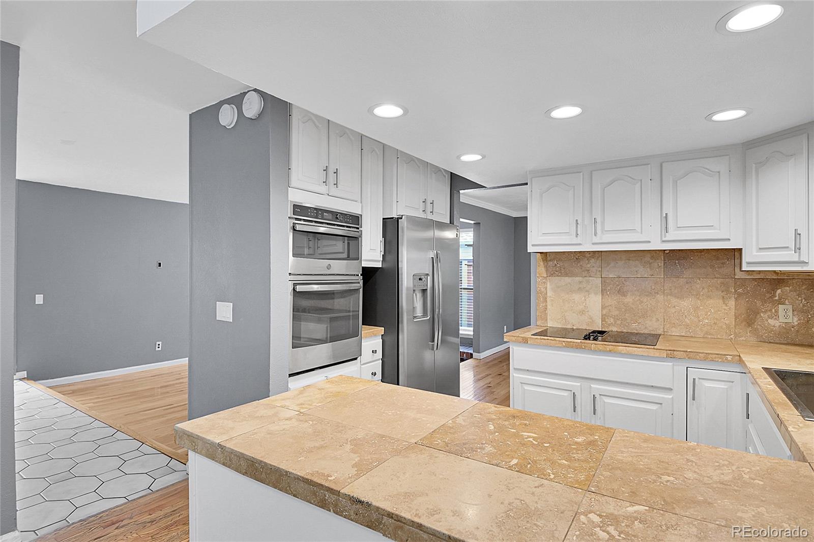 MLS Image #7 for 10222 w ida avenue,littleton, Colorado