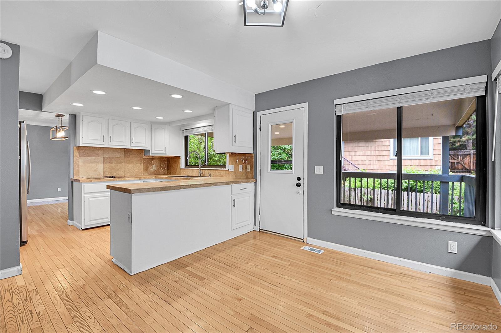 MLS Image #9 for 10222 w ida avenue,littleton, Colorado