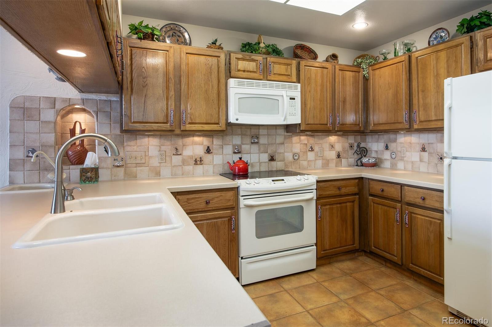 MLS Image #4 for 576  tenderfoot ,dillon, Colorado