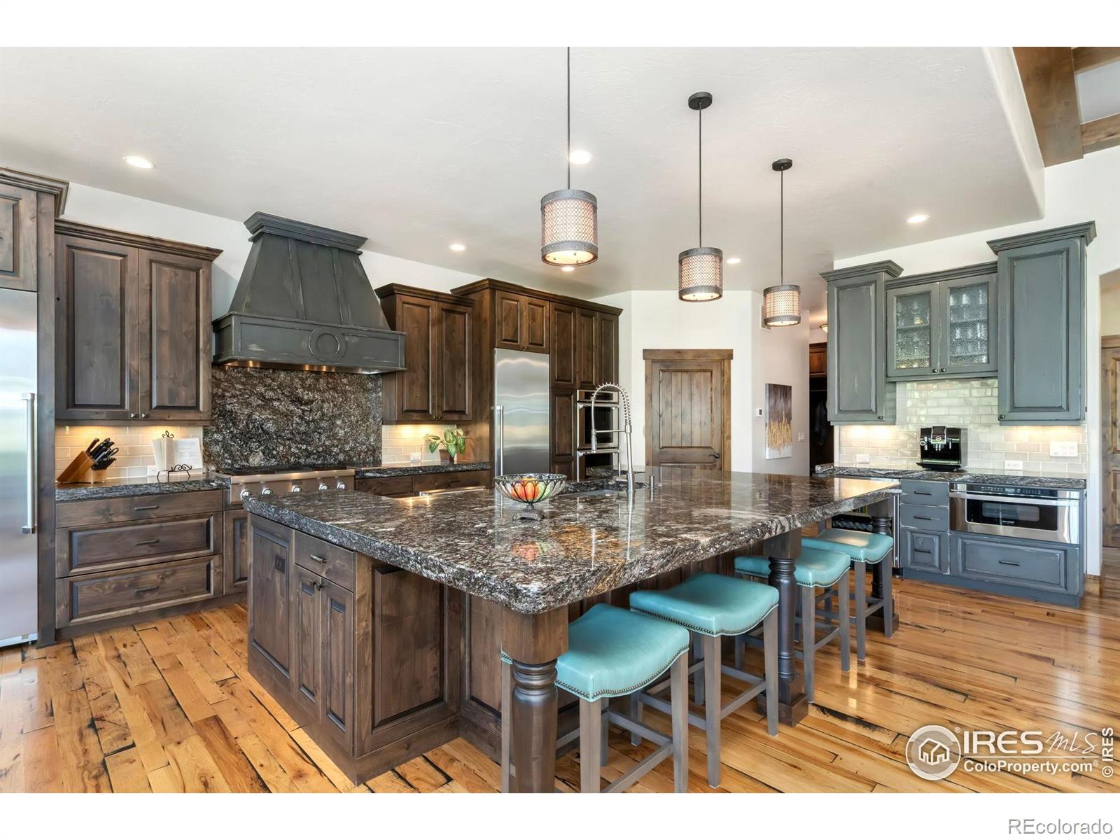MLS Image #5 for 5709  old legacy drive,fort collins, Colorado