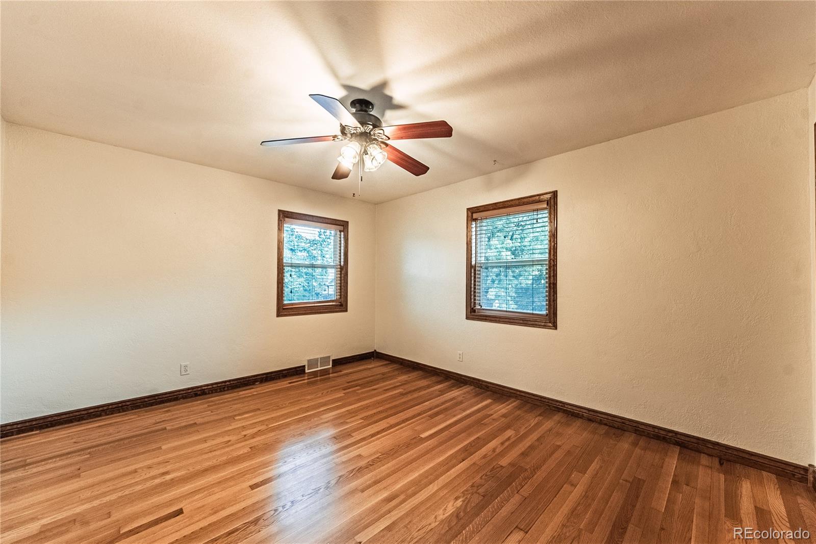 MLS Image #11 for 1325 n foote avenue,colorado springs, Colorado